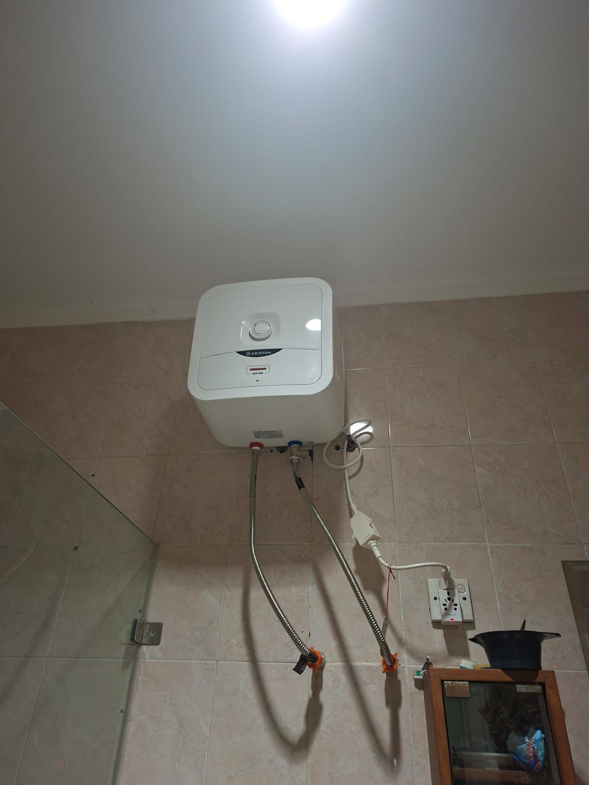 Dokumentasi layanan servis Ariston 20