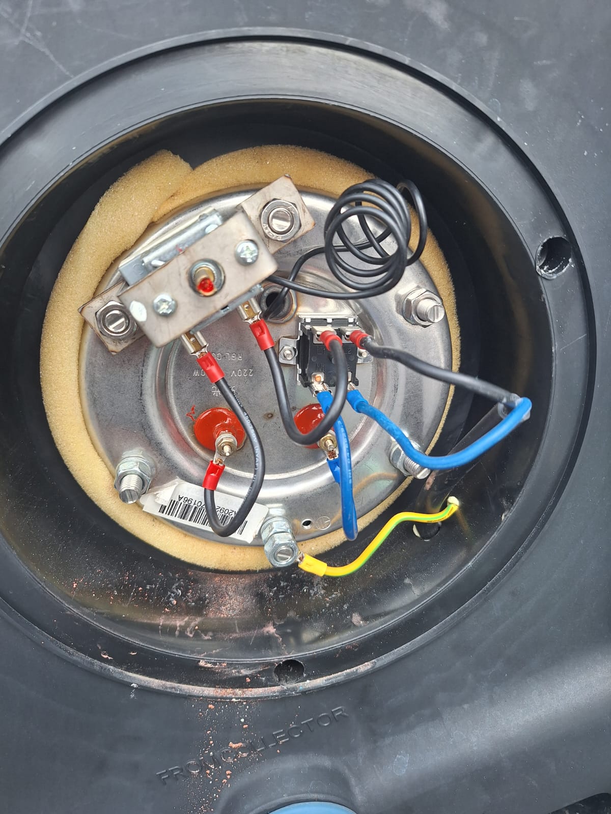 Dokumentasi layanan servis Ariston 25