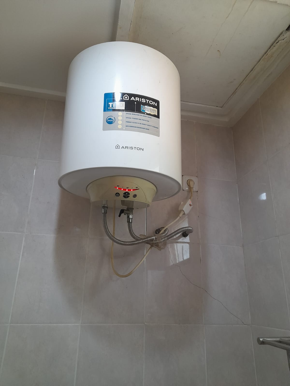 Dokumentasi layanan servis Ariston 35