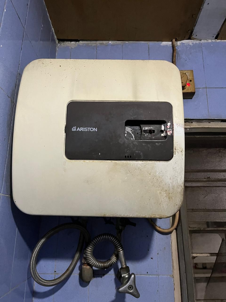 Dokumentasi layanan servis Ariston 9